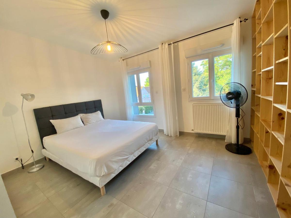 4t - 33 Avenue Gaston Chauvin *