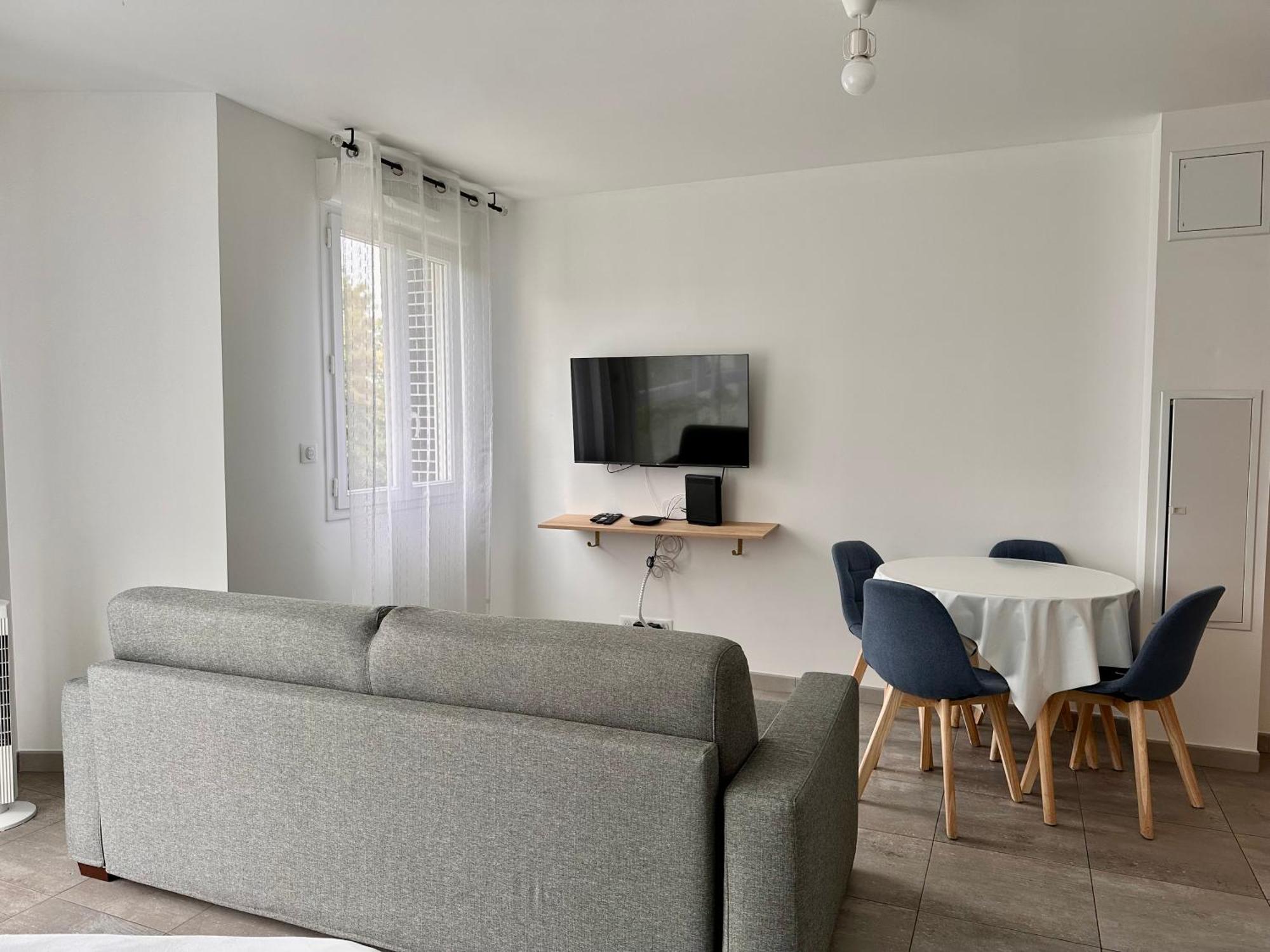 4t - 33 Avenue Gaston Chauvin Apartment Aulnay-sous-Bois